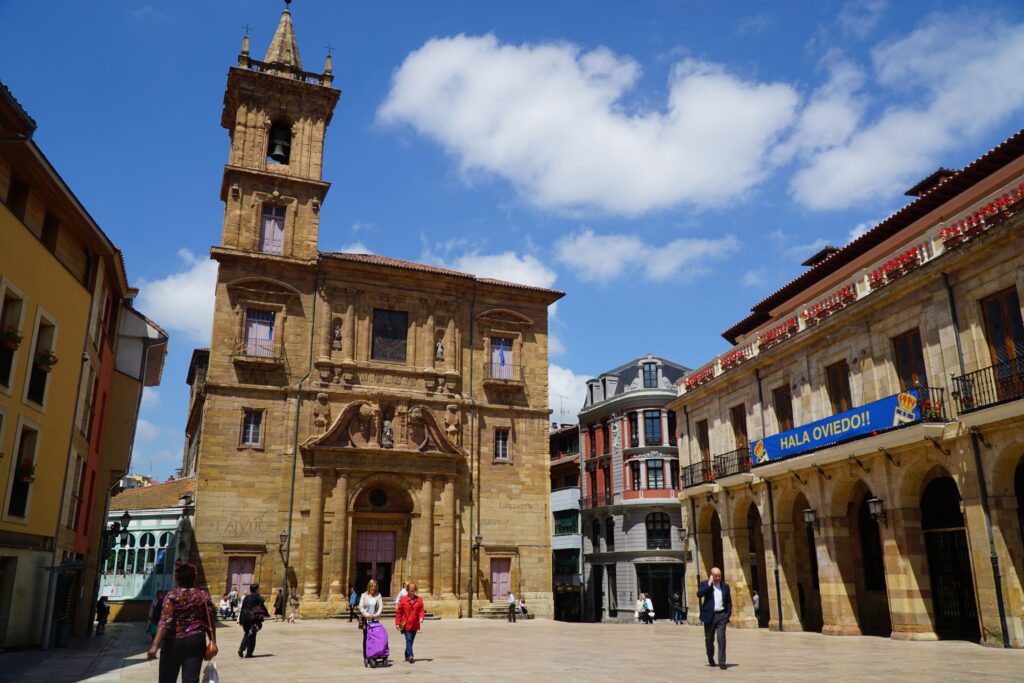 Academia de Oposiciones destacada en Oviedo