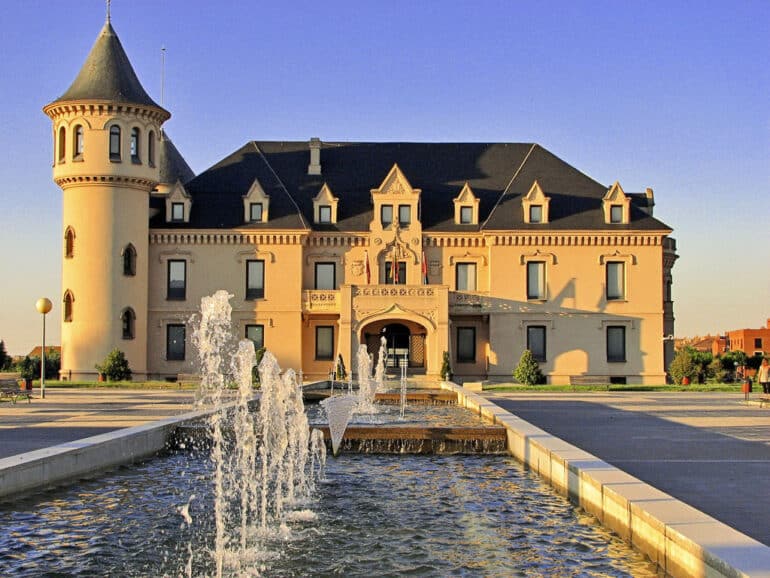 Academia de Oposiciones destacada en Alcorcón