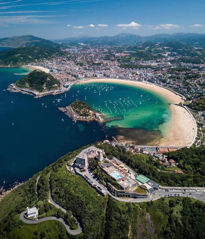 Academia de Oposiciones destacada en San Sebastián