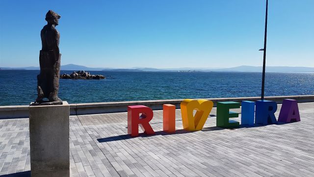 Academia de Oposiciones destacada en Ribeira